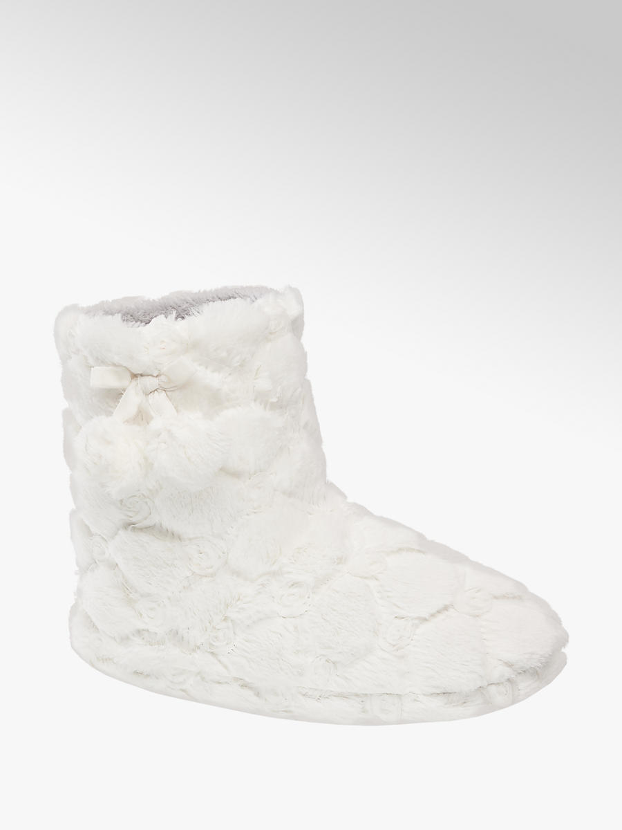 Deichmann’dan Panduf Ev Botu Modelleri Deichmann’dan Panduf Ev Botu Modelleri